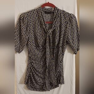 New York & Company Black and White Patterned Blouse